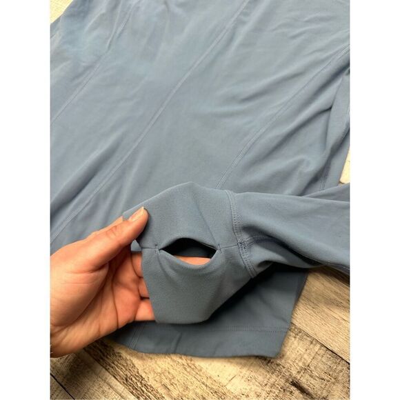 Size L Athleta Salutation Cottage Blue Full Zip Lightweight Thumbhole Jacket - Picture 7 of 9